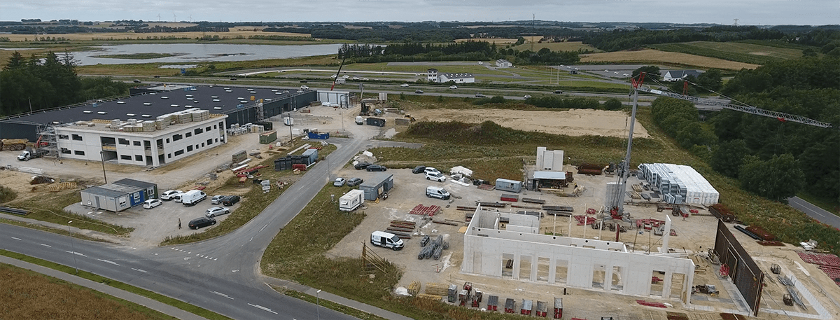 Droneoptagelse fra Porsborgparken i Støvring - Business Rebild